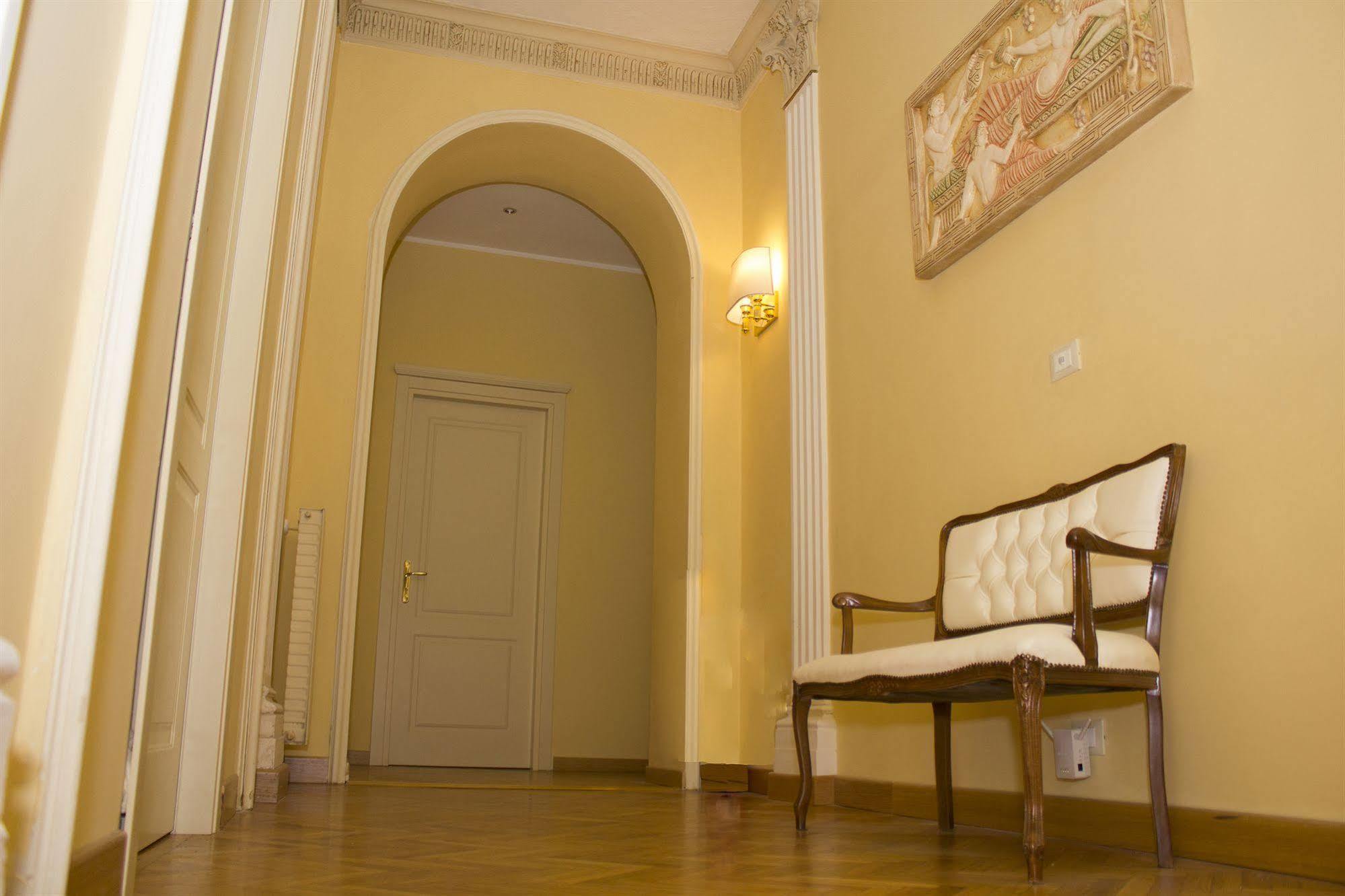Dg Prestige Room Rome Bagian luar foto
